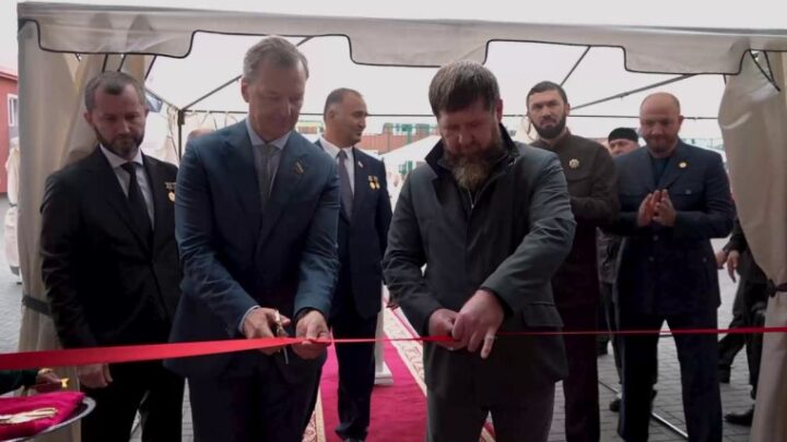 «Благодарим за нашу новую школу!»
